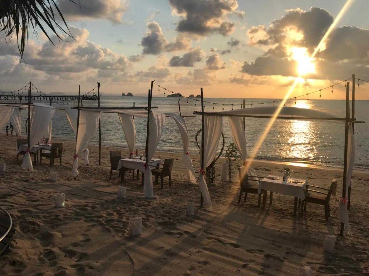 The Sunset Beach Resort & Spa, Taling Ngam, Ko Samui Exterior photo